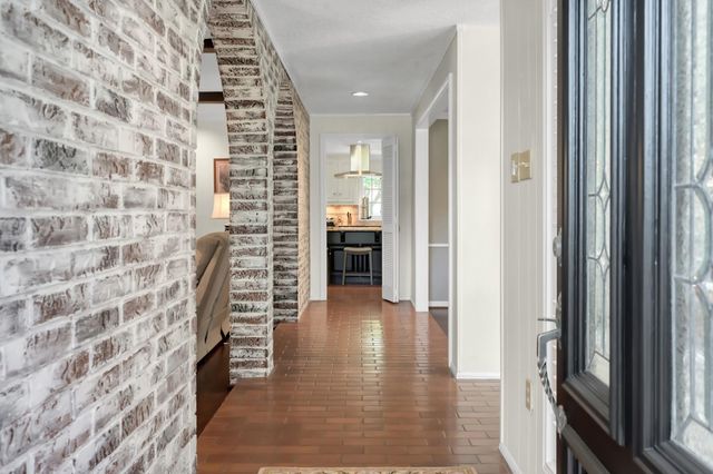 5810 Olympia Fields Lane, Houston, TX 77069