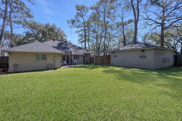 5810 Olympia Fields Lane, Houston, TX 77069