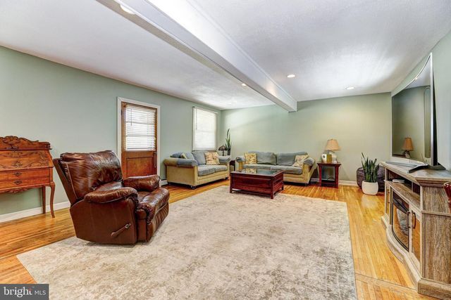 21304 W LIBERTY RD, Parkton, MD 21120
