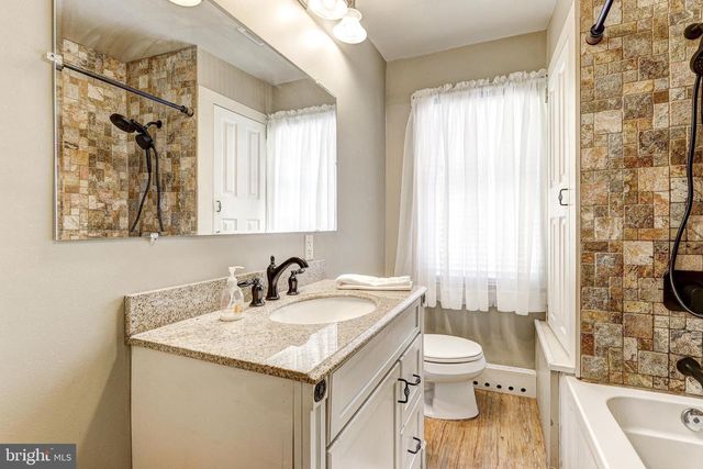21304 W LIBERTY RD, Parkton, MD 21120