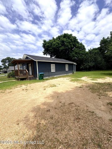 105 Mckinnon Street, Petal, MS 39465