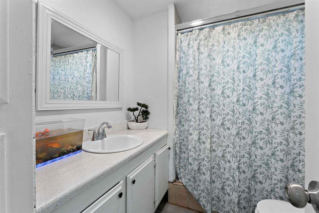 1202 Borden Rd. 5, Escondido, CA 92026