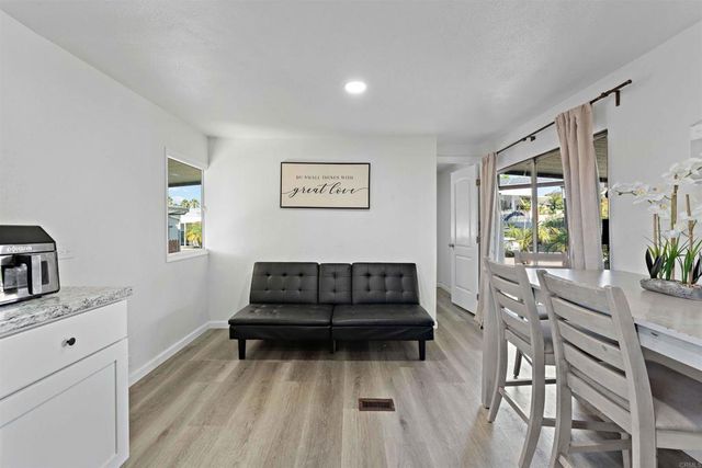 1202 Borden Rd. 5, Escondido, CA 92026