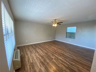 701 W Sycamore Street 202, Denton, TX 76201