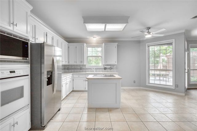 602 Clovis Court, College Station, TX 77845