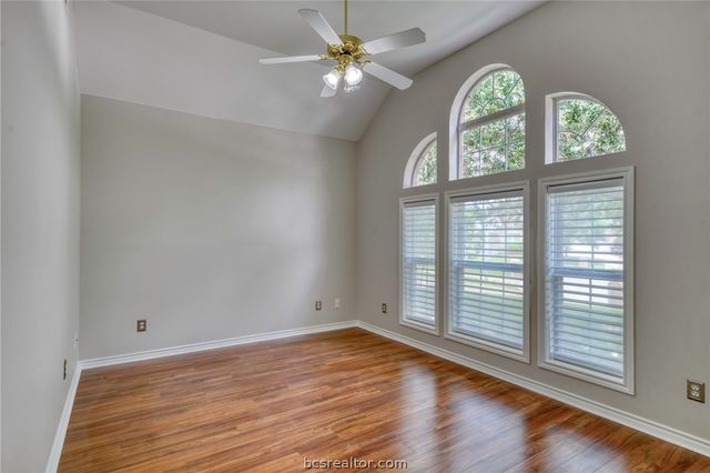 602 Clovis Court, College Station, TX 77845