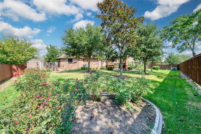 602 Clovis Court, College Station, TX 77845