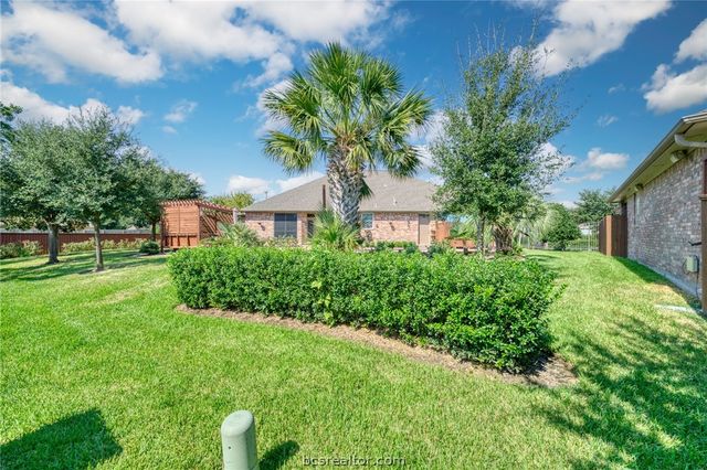 602 Clovis Court, College Station, TX 77845