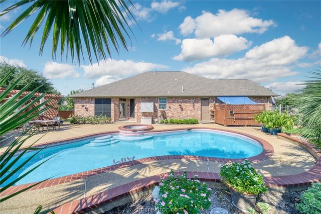 602 Clovis Court, College Station, TX 77845