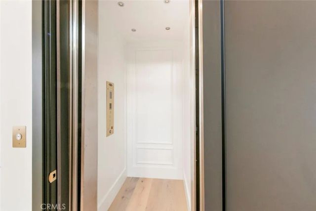 521 12th, Huntington Beach, CA 92648