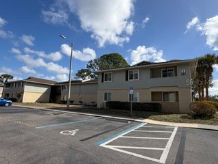 221 RED CEDAR PLACE 221, Brandon, FL 33510