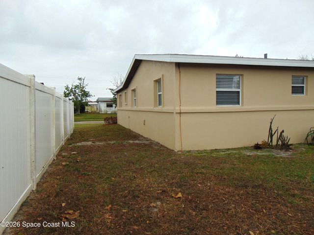 1688 Cadillac Circle N, Melbourne, FL 32935