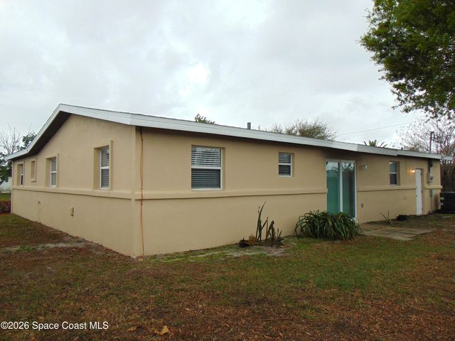 1688 Cadillac Circle N, Melbourne, FL 32935