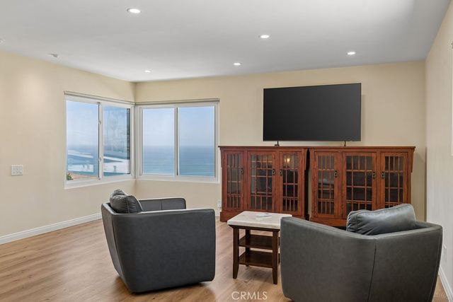 1713 W 27th Street, San Pedro, CA 90732