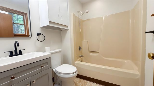 45 Columbus Ave 2, Waltham, MA 02451
