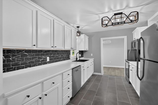 24 Bynum Drive, Battle Creek, MI 49017