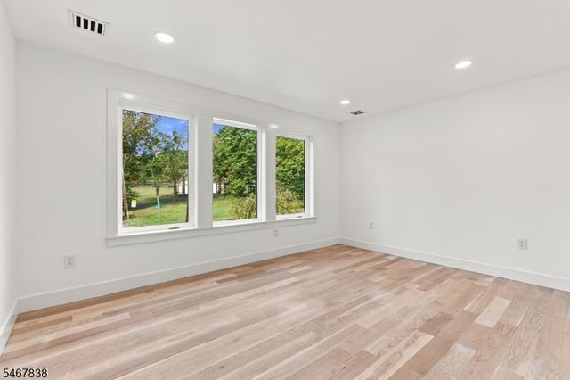 1620 Raritan Rd, Scotch Plains Twp., NJ 07076