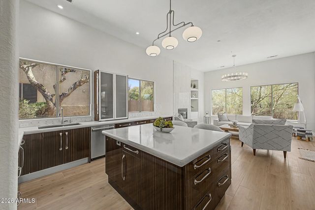 6005 E SMOKEHOUSE Trail, Scottsdale, AZ 85266