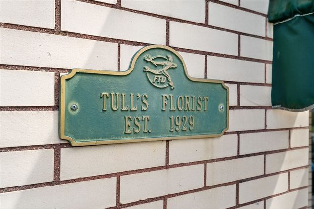 305-307 S Sixth St, West Newton, PA 15089