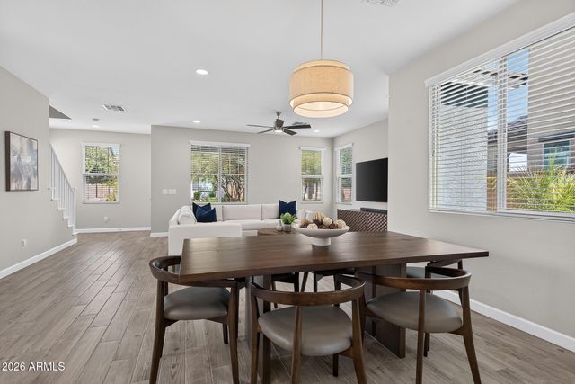 1939 W LARIAT Lane, Phoenix, AZ 85085