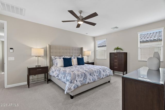 1939 W LARIAT Lane, Phoenix, AZ 85085