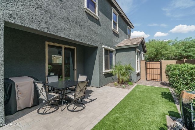 1939 W LARIAT Lane, Phoenix, AZ 85085