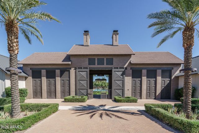 1939 W LARIAT Lane, Phoenix, AZ 85085