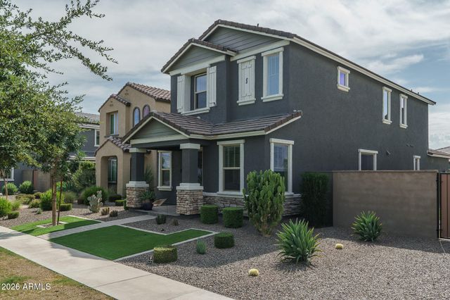 1939 W LARIAT Lane, Phoenix, AZ 85085