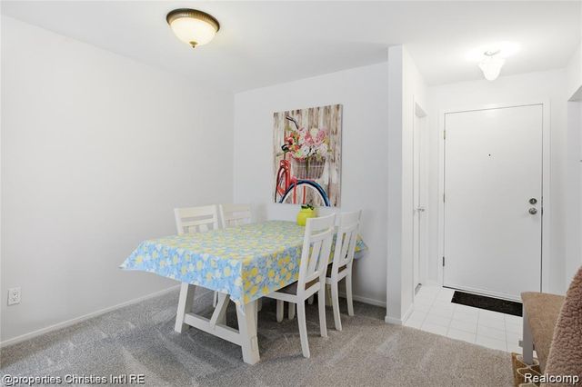 30414 Orchard Lake Road 13, Farmington Hills, MI 48334