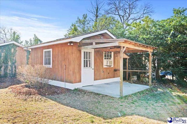 2702 Juniper Rd., Florence, SC 29501