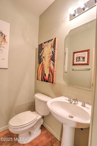 2303 E Desert Pueblo Pass, Green Valley, AZ 85614