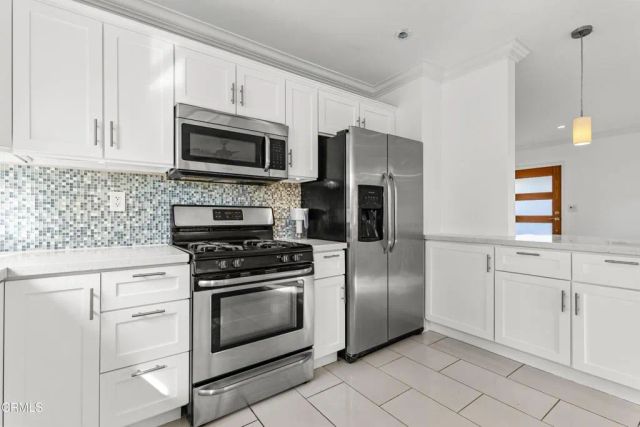 11125 Welby Way, North Hollywood, CA 91606