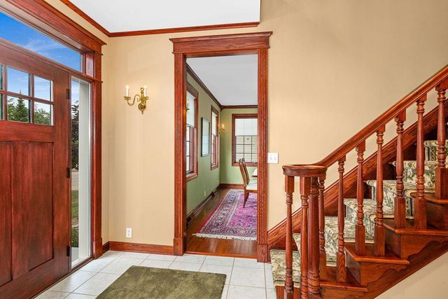 2827 Parkwood Lane, Duluth, MN 55811