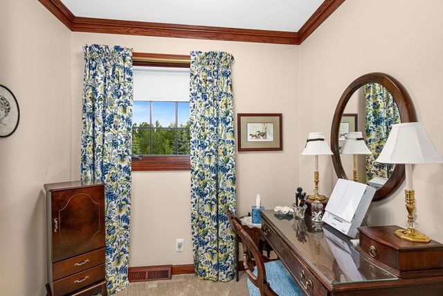 2827 Parkwood Lane, Duluth, MN 55811