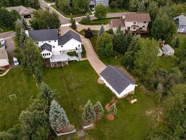 2827 Parkwood Lane, Duluth, MN 55811