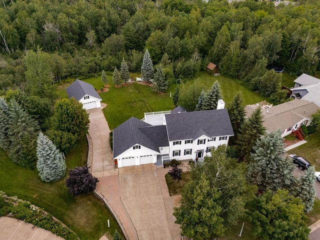 2827 Parkwood Lane, Duluth, MN 55811