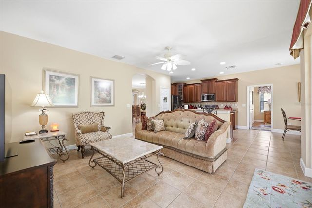 107 SILVER FALLS DR DRIVE, Apollo Beach, FL 33572