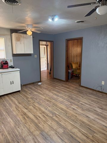 898 E 7th, Colorado City, TX 79512