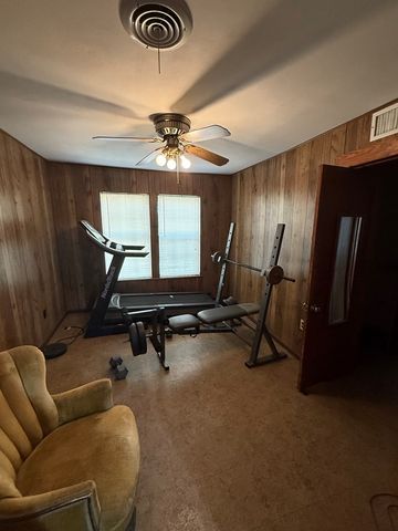 898 E 7th, Colorado City, TX 79512