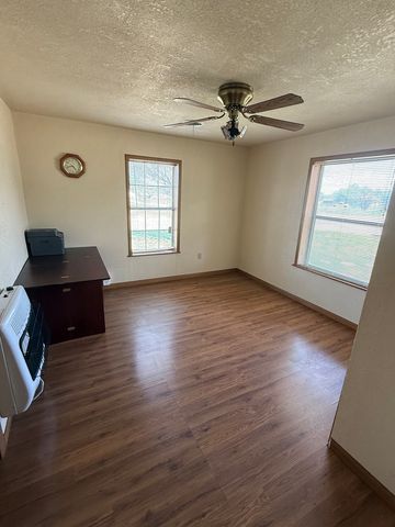 898 E 7th, Colorado City, TX 79512