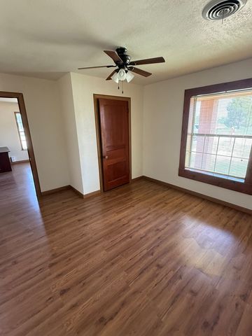 898 E 7th, Colorado City, TX 79512