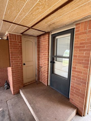 898 E 7th, Colorado City, TX 79512