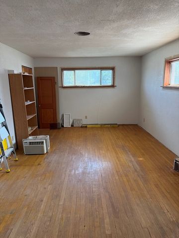 898 E 7th, Colorado City, TX 79512