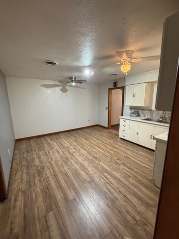 898 E 7th, Colorado City, TX 79512