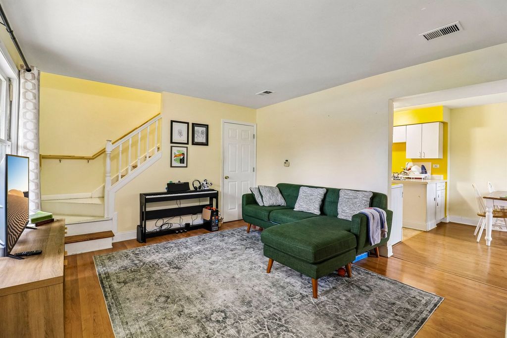 708 Shaw Court, Schaumburg, IL 60194 — photo 4