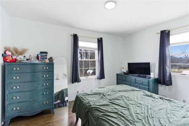 9113 E 83rd Place, Raytown, MO 64138