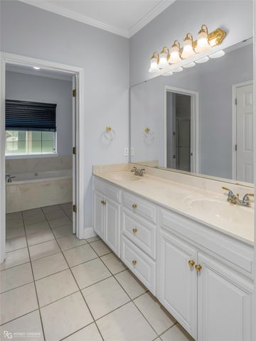 4855 Fairway View, Shreveport, LA 71107