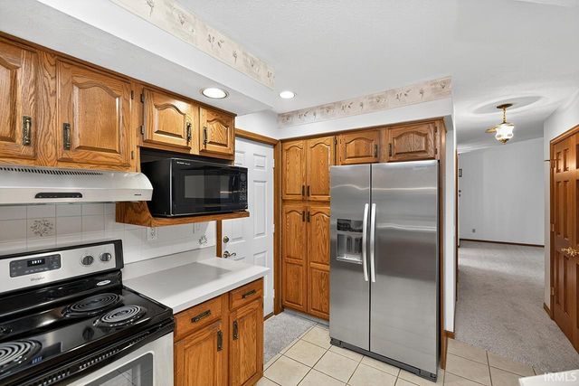 22498 Fireside Drive, Goshen, IN 46528