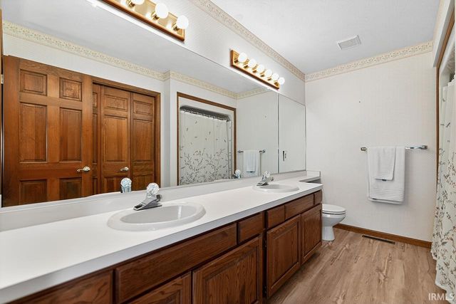 22498 Fireside Drive, Goshen, IN 46528