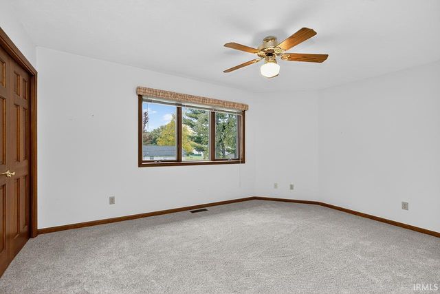 22498 Fireside Drive, Goshen, IN 46528